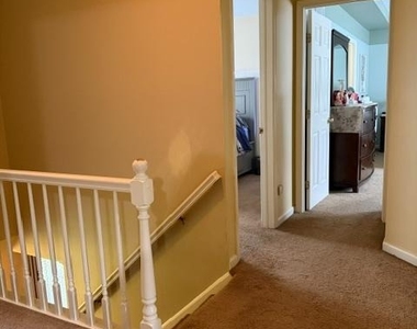 108 Parkside Drive - Photo Thumbnail 30
