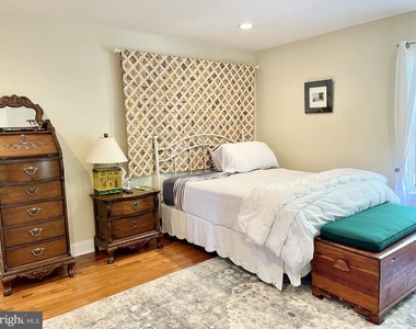 302 Marten Road - Photo Thumbnail 13