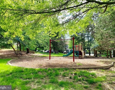 302 Marten Road - Photo Thumbnail 21