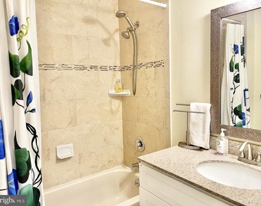 302 Marten Road - Photo Thumbnail 12
