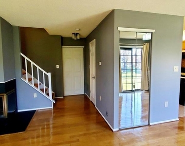95 O'neill Ct. - Photo Thumbnail 16