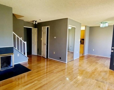 95 O'neill Ct. - Photo Thumbnail 6