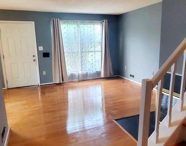 95 O'neill Ct. - Photo Thumbnail 12