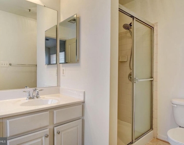 7111 Beissel Court - Photo Thumbnail 24