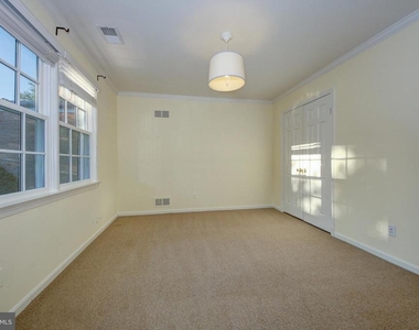 4509 Tournay Road - Photo Thumbnail 13