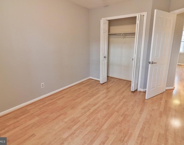 10488 Parthenon Court - Photo Thumbnail 34