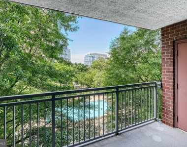 11710 Old Georgetown - Photo Thumbnail 15