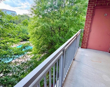11710 Old Georgetown - Photo Thumbnail 20