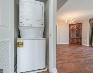 11710 Old Georgetown - Photo Thumbnail 18