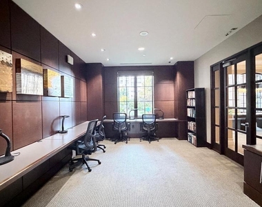11710 Old Georgetown - Photo Thumbnail 29