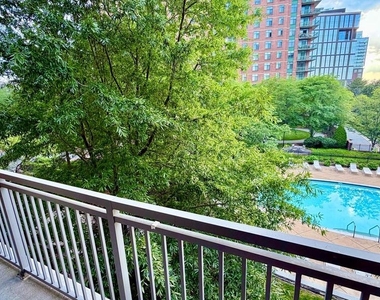 11710 Old Georgetown - Photo Thumbnail 21