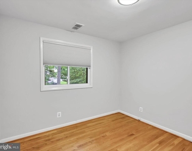 6509 Bradley Boulevard - Photo Thumbnail 32