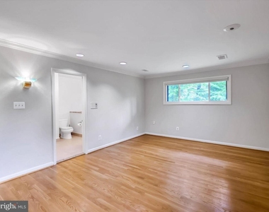 6509 Bradley Boulevard - Photo Thumbnail 27