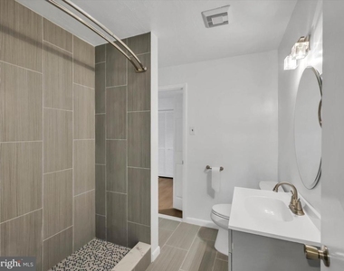 6509 Bradley Boulevard - Photo Thumbnail 14