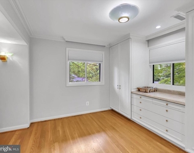 6509 Bradley Boulevard - Photo Thumbnail 13