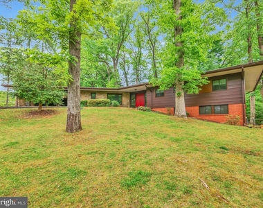 6509 Bradley Boulevard - Photo Thumbnail 48