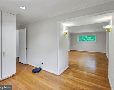 6509 Bradley Boulevard - Photo Thumbnail 10