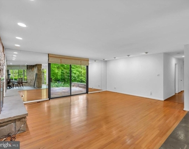 6509 Bradley Boulevard - Photo Thumbnail 17