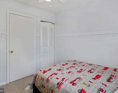 10267 Green Holly Terrace - Photo Thumbnail 25