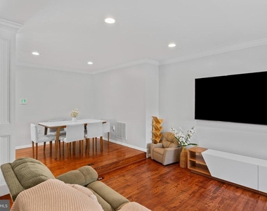 10267 Green Holly Terrace - Photo Thumbnail 6