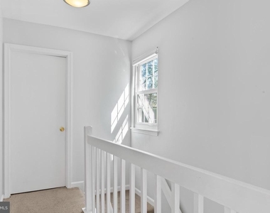 10267 Green Holly Terrace - Photo Thumbnail 23