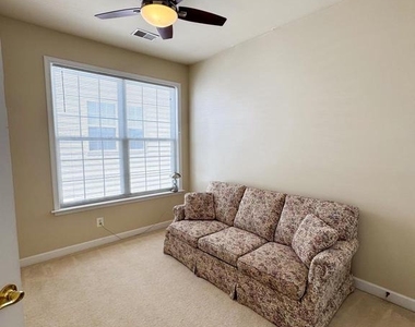 198 Hidden Forest Court - Photo Thumbnail 43