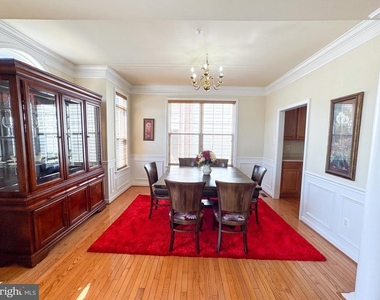 198 Hidden Forest Court - Photo Thumbnail 8