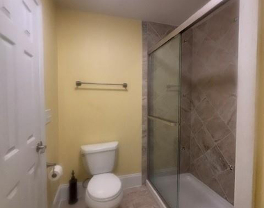 708 Marketview Court - Photo Thumbnail 16