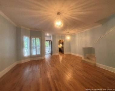 708 Marketview Court - Photo Thumbnail 3