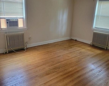 8404 Cedar Street - Photo Thumbnail 7
