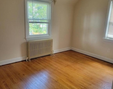8404 Cedar Street - Photo Thumbnail 6
