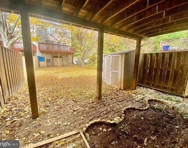13765 Palmetto Circle - Photo Thumbnail 38