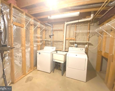 13765 Palmetto Circle - Photo Thumbnail 33