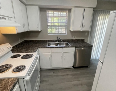 120 Byrum Street - Photo Thumbnail 4