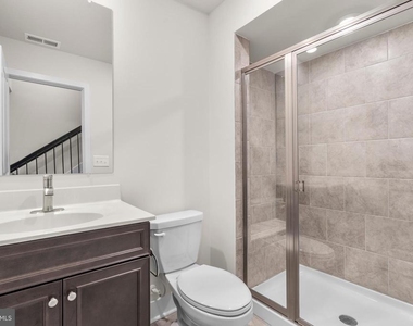 1826 Parham Way - Photo Thumbnail 32