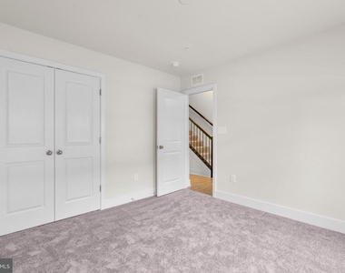 1826 Parham Way - Photo Thumbnail 30