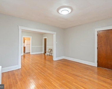 639 Plymouth Road - Photo Thumbnail 15