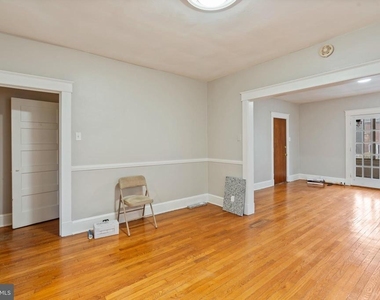 639 Plymouth Road - Photo Thumbnail 5