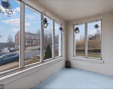 639 Plymouth Road - Photo Thumbnail 1