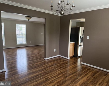 7726 Heathers Lane - Photo Thumbnail 19