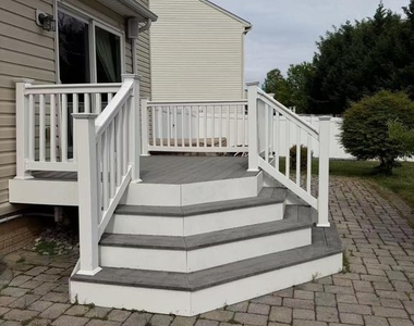 7726 Heathers Lane - Photo Thumbnail 14