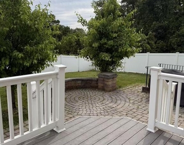 7726 Heathers Lane - Photo Thumbnail 18