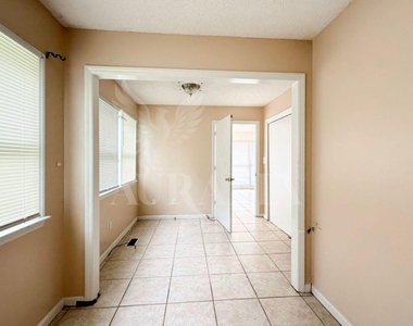 1408 Imperial Drive - Photo Thumbnail 13