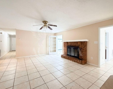 1408 Imperial Drive - Photo Thumbnail 5