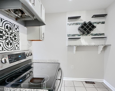 1127 Sargeant Street - Photo Thumbnail 14