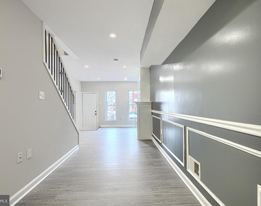 1127 Sargeant Street - Photo Thumbnail 11