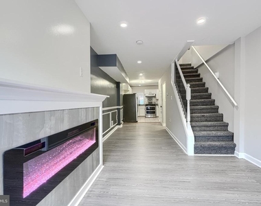 1127 Sargeant Street - Photo Thumbnail 5