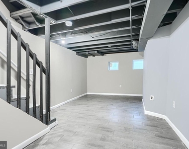 1127 Sargeant Street - Photo Thumbnail 29