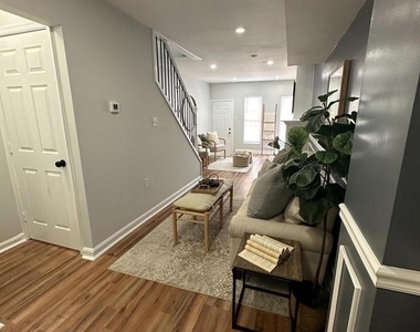 1127 Sargeant Street - Photo Thumbnail 9