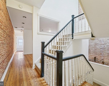 2206 E Baltimore Street - Photo Thumbnail 16